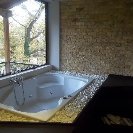 Nostos 2* Като-Лутраки