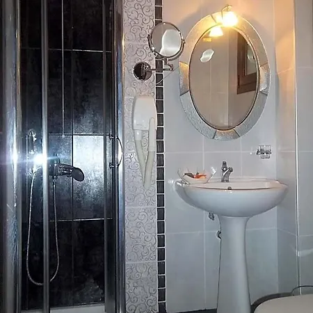 Hotel Nostos 2*