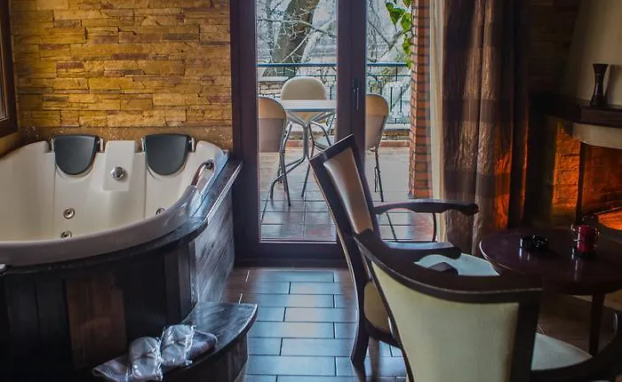 Ξενοδοχείο νόστος 2*