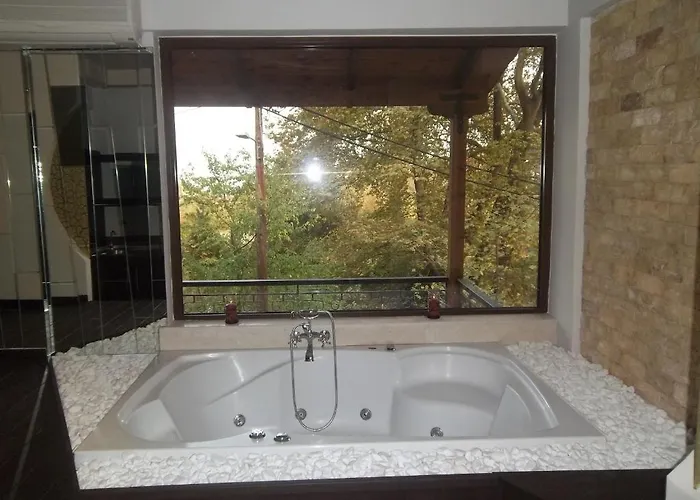 νόστος Káto Loutrákion